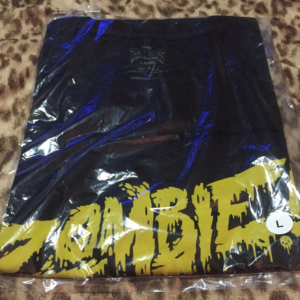 Tee Shirt